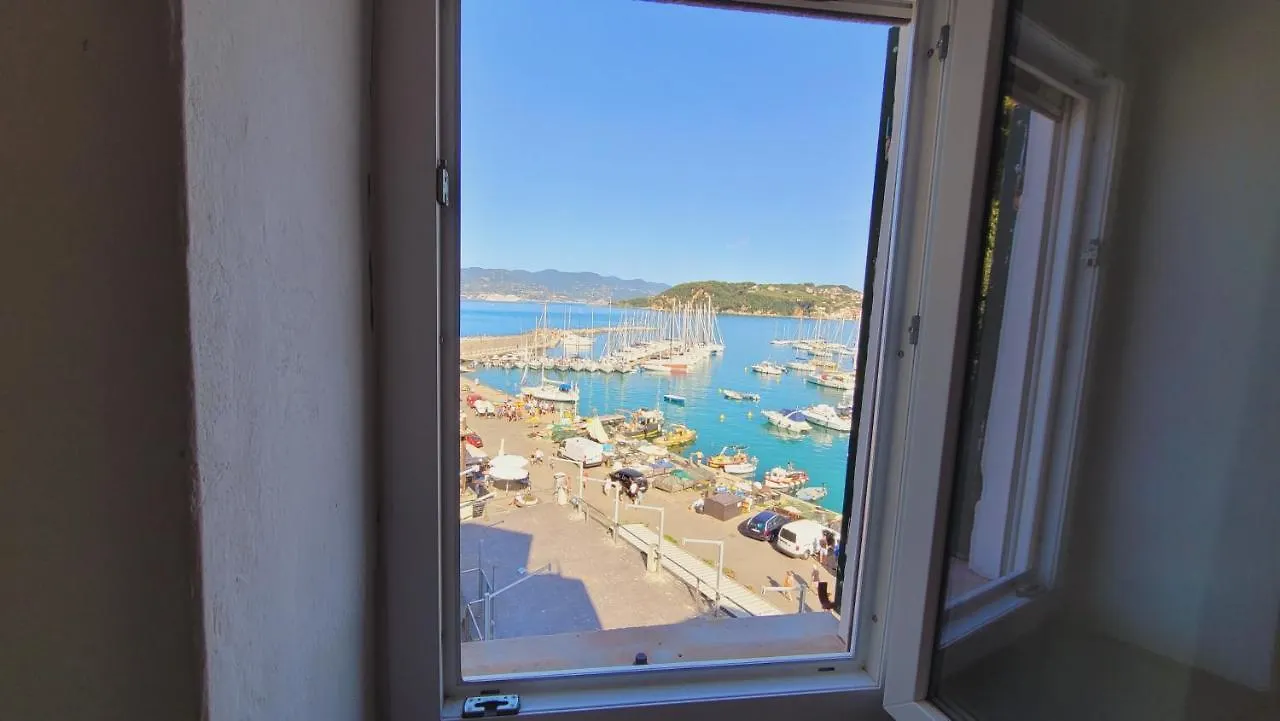 L'Arpara Casa Al Molo Dal Mare Al Castello Lerici 0*,